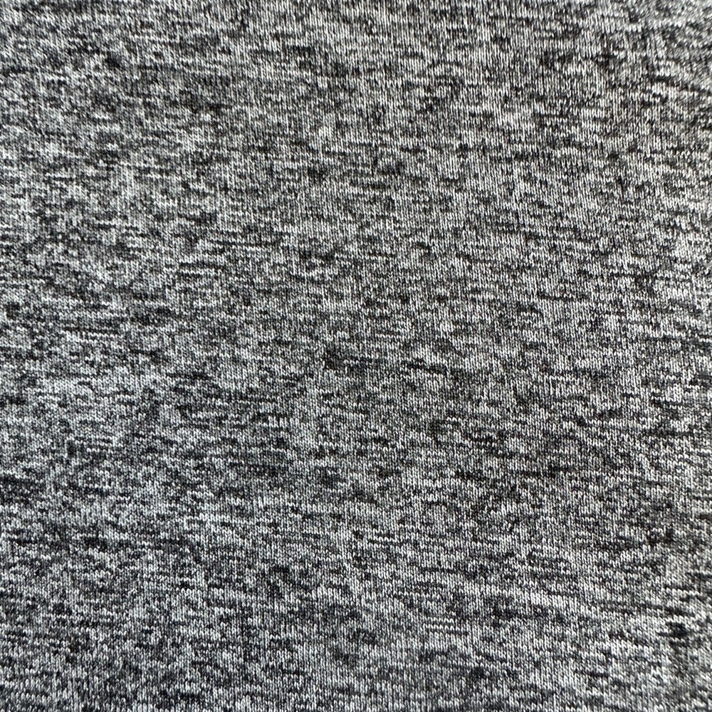 Under Armour HeatGear Short Sleeve V-Neck Loose Fit Shirt Women's Size M - Picture 8 of 8